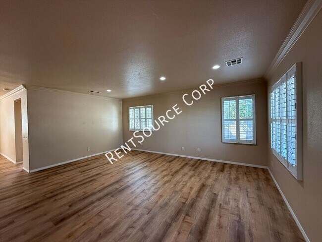 Building Photo - 1311 Ponderosa Dr