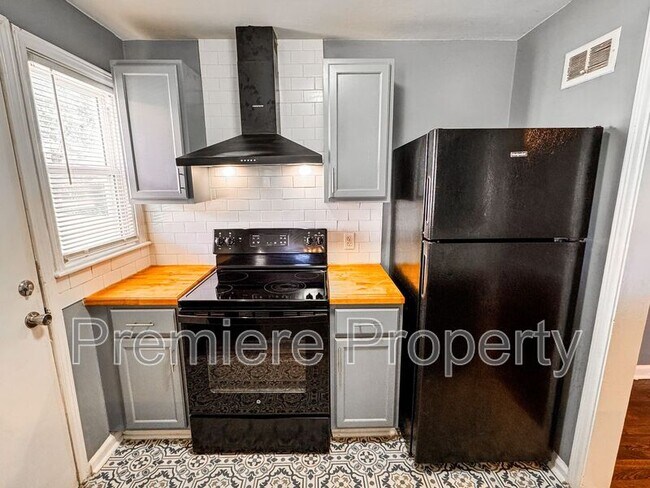 Foto del edificio - 7615 Wyandotte St