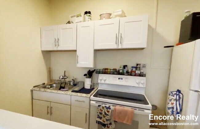 Foto del edificio - 881 Huntington Ave