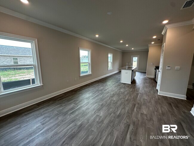 Building Photo - 32236 Revere Dr