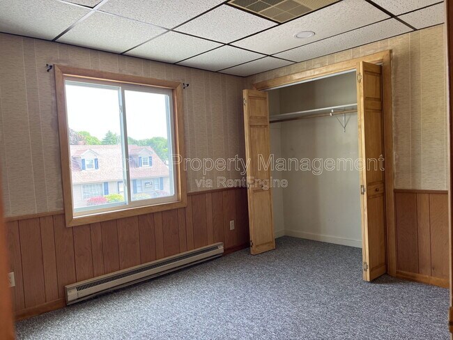 Foto del edificio - 146 Kennedy Memorial Dr