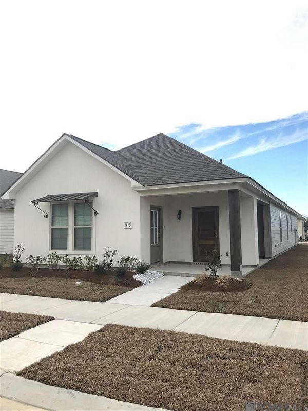 Foto del edificio - 1418 Gardenia Ln