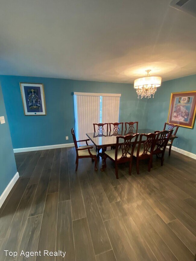 Building Photo - 3 br, 2 bath House - 2021 Bayou Lane