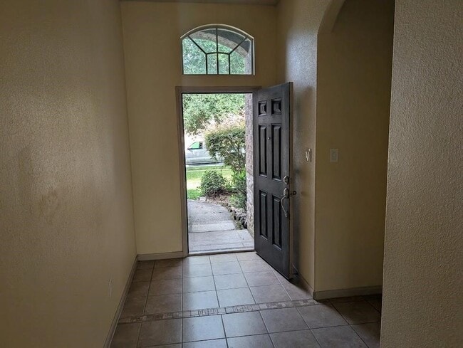 Building Photo - 21383 Village Crossing Ln