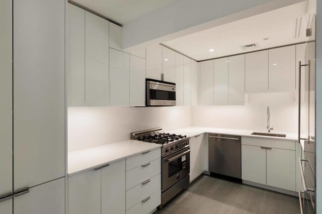 Foto del edificio - 393 West End Ave