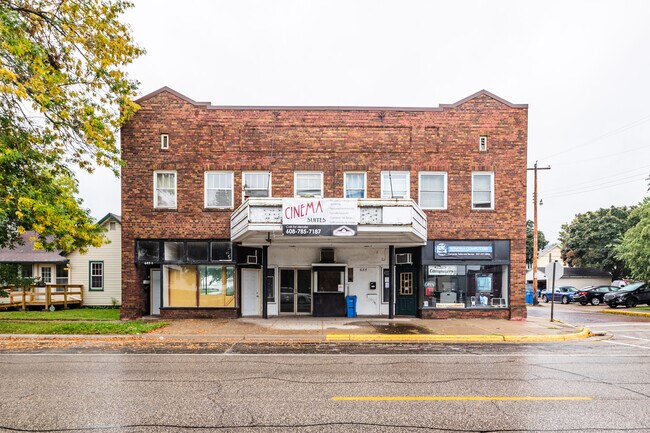 Building Photo - 685 W 5th St