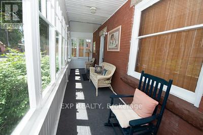 Photo du bâtiment - 56 John St