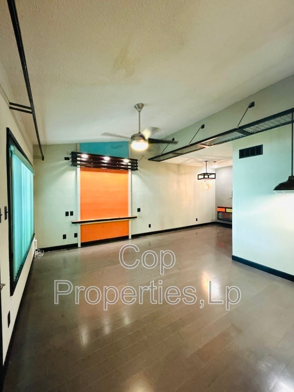 Building Photo - 7123 Thrush View Ln