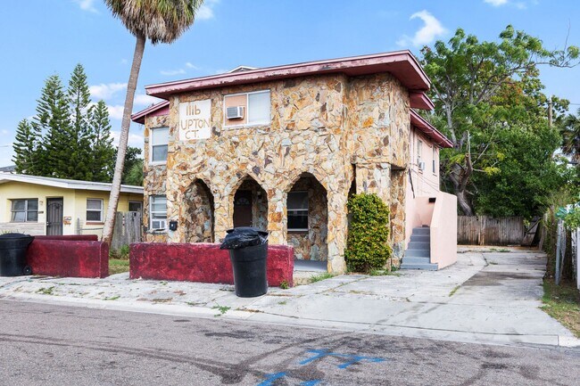 Foto del edificio - 1116 Upton Ct S