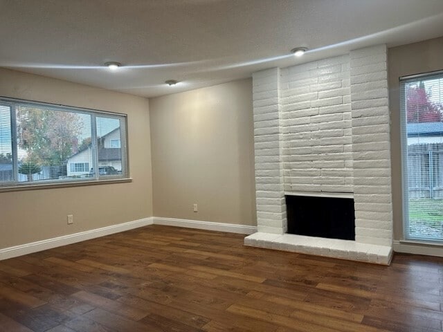 Foto del edificio - Beautifully Updated 4-Bedroom Home