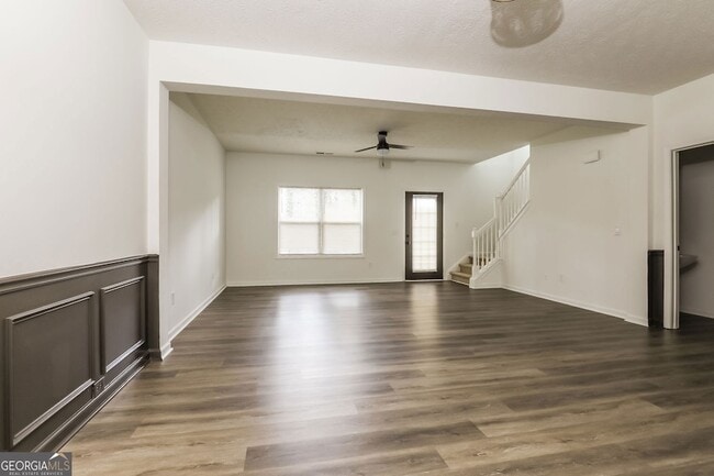 Building Photo - 2555 Flat Shoals Rd