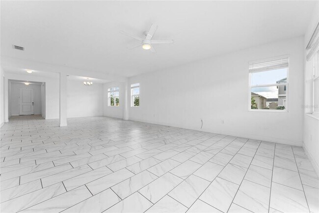 Foto del edificio - 520 Overpool Ave