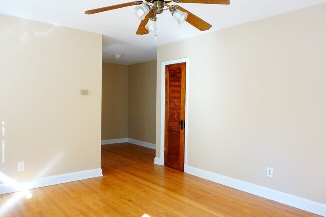 Foto del edificio - 8408 Greenwood Ave