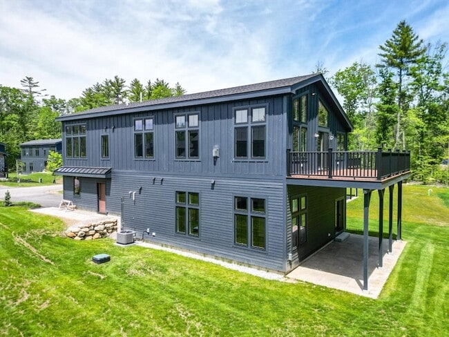 Building Photo - 19 Hidden Glade Dr
