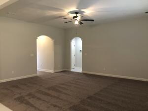 Building Photo - 895 Goodale Dr