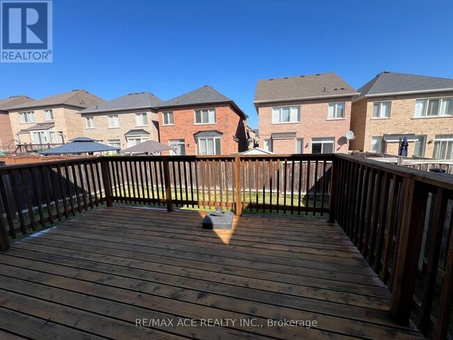 Building Photo - 23 Grayleaf Dr