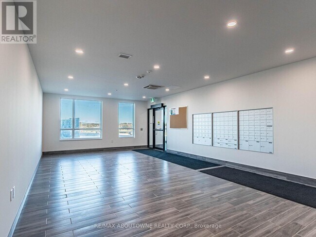 Building Photo - 1098 Paisley Rd