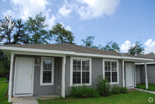 Building Photo - 16017 Abilene St