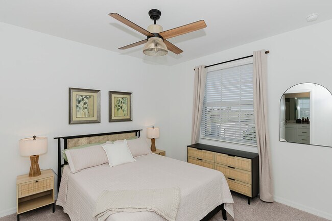 Foto del edificio - 5651 Double Eagle Cir