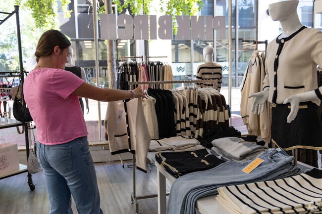 You can stroll the neighborhood streets and browse quaint boutiques.