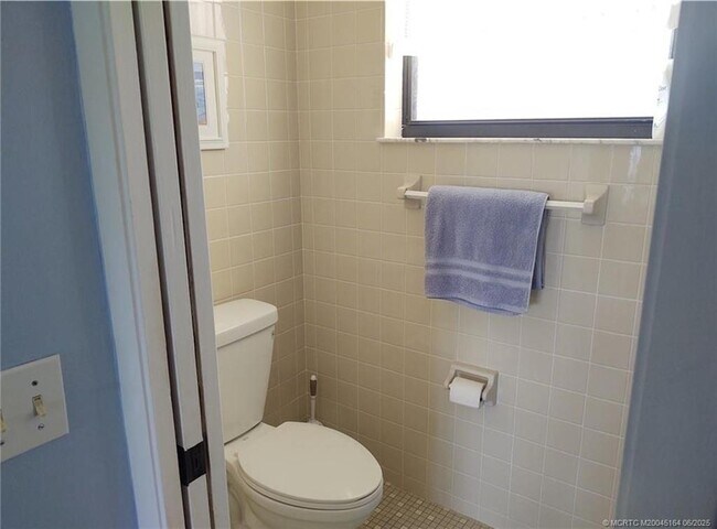 Foto del edificio - 5211 SE Sea Island Way