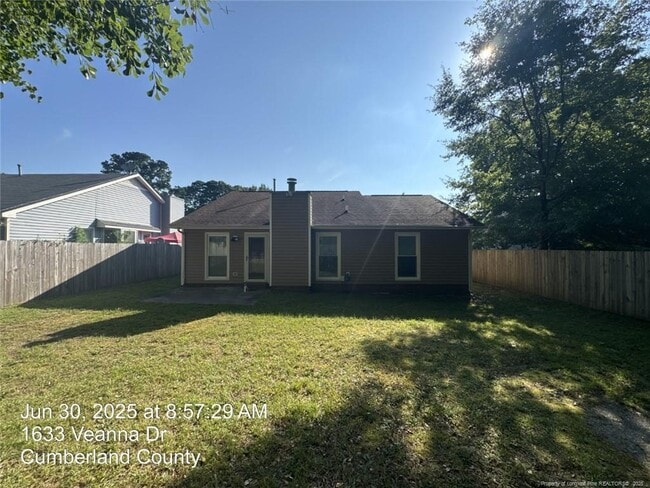 Building Photo - 1641 Veanna Dr