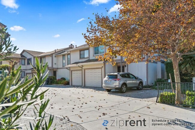 Foto del edificio - 2 br, 2.5 bath Townhome - 1494 Douglas St,...