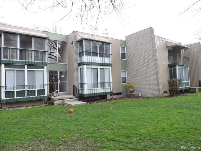 Foto del edificio - 33351 Fargo St