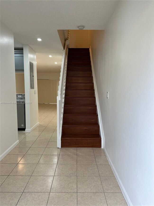 Building Photo - 4159 NW 67th Terrace