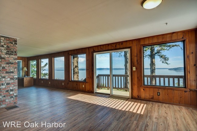 Foto del edificio - 3 br, 2 bath House - 982 Scenic Heights Road
