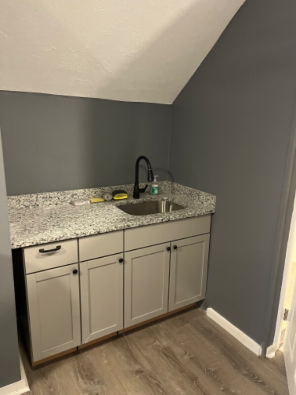 245 Jewett St Unit A, Providence, RI 02908 Room for Rent in