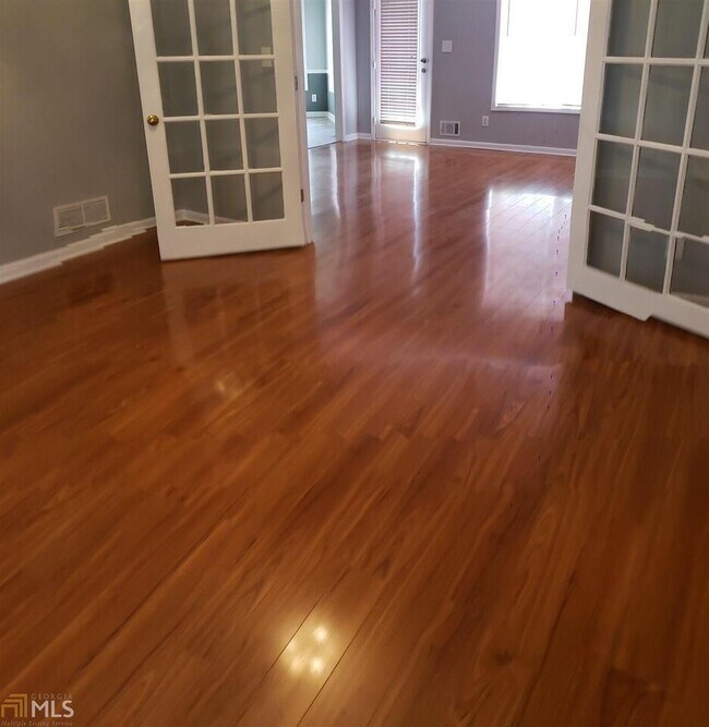 Building Photo - 513 Cotillion Ct