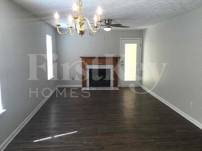 Building Photo - 8321 Mountain Pass