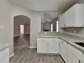 Building Photo - 20110 18th Fairway Dr