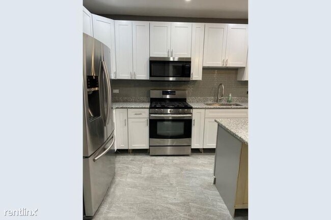 Building Photo - 5 br, 2 bath House - 5522 W 65th St