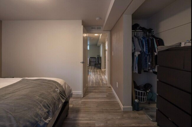 Foto del edificio - 702 W Myrtle St