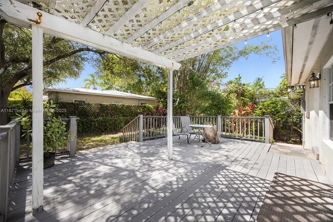Foto del edificio - 5490 SW 57th Ave