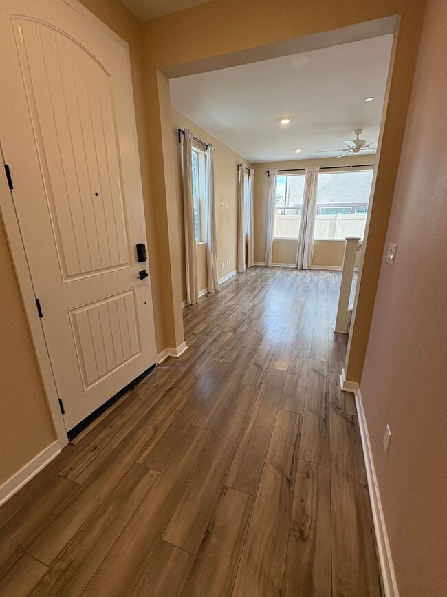 Foto del edificio - Beautiful Home Bedford Community!