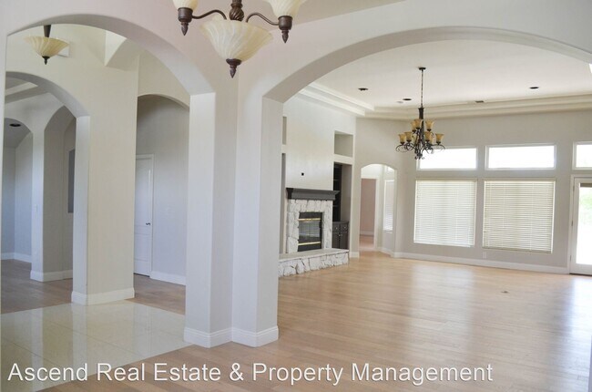 Foto del edificio - 3 br, 2.5 bath House - 5507 Brigadoon Ln