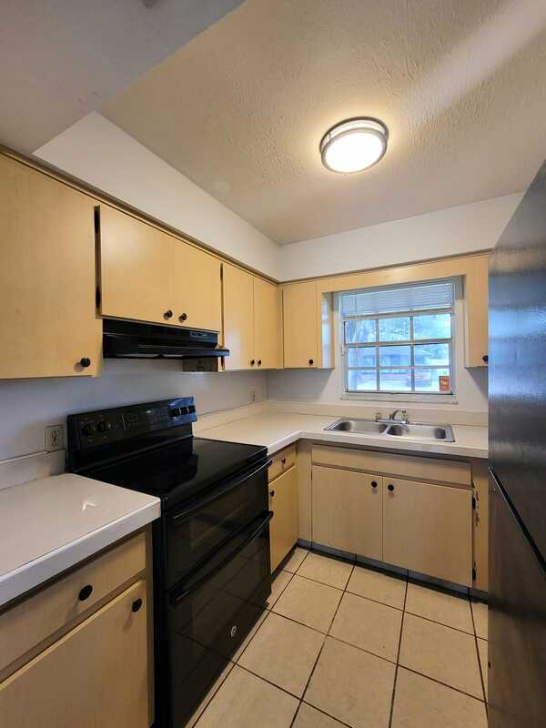 Building Photo - 1339 Eagleview Dr