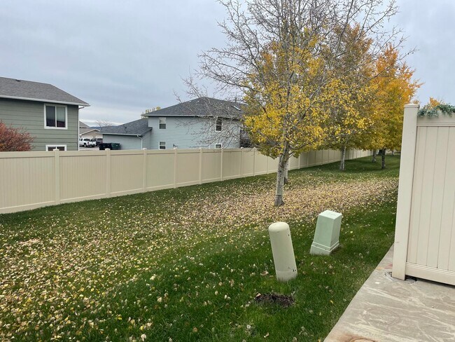 Foto del edificio - Nice 3 bed 2 bath townhouse in the Heights!