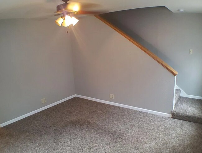 Foto del edificio - Single Family Home Located in Dubuque, IA!