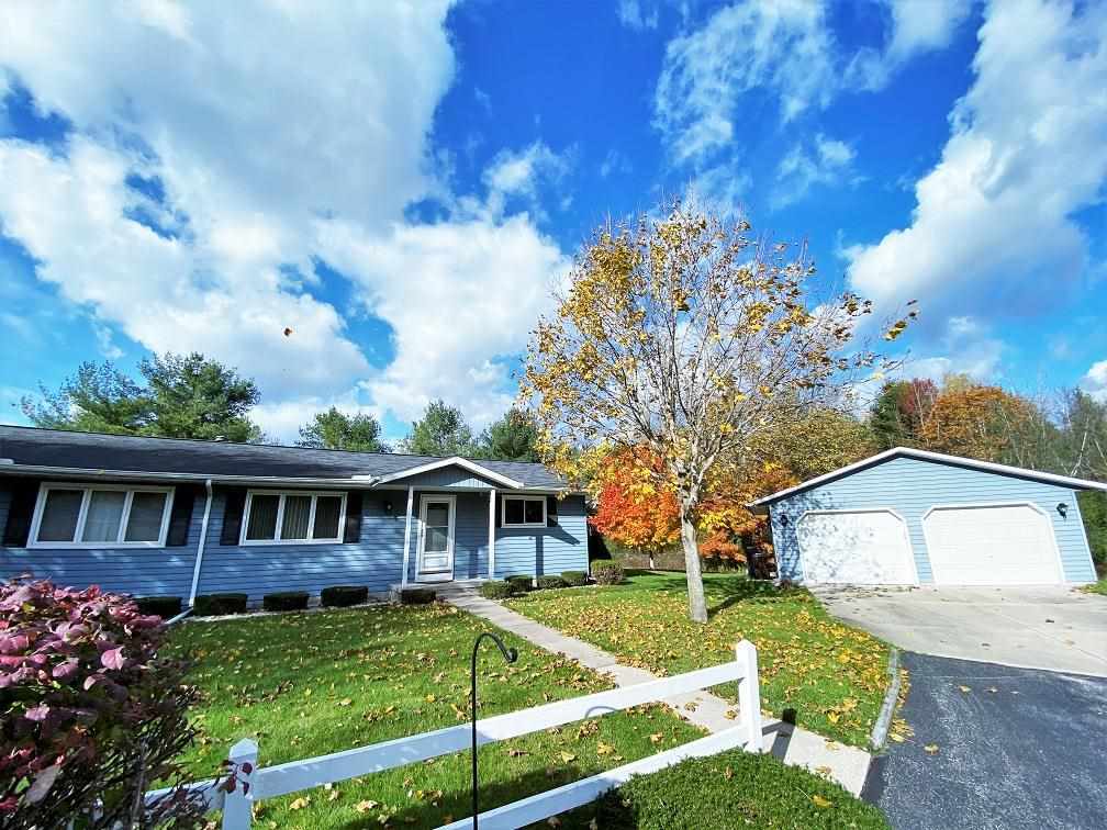 1909 N 5 Mile Rd, Sanford, MI 48657 House Rental in Sanford, MI