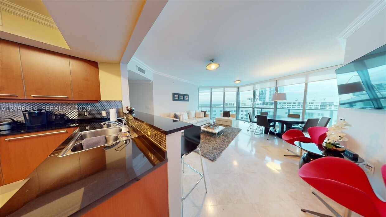 Foto del edificio - 3101 S Ocean Dr