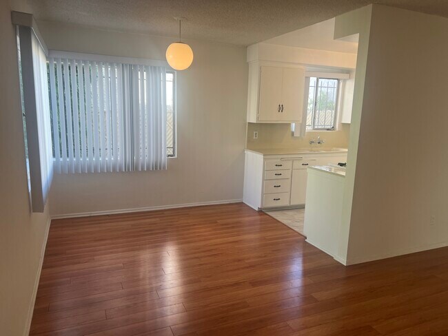 Foto del edificio - 1243 26th St