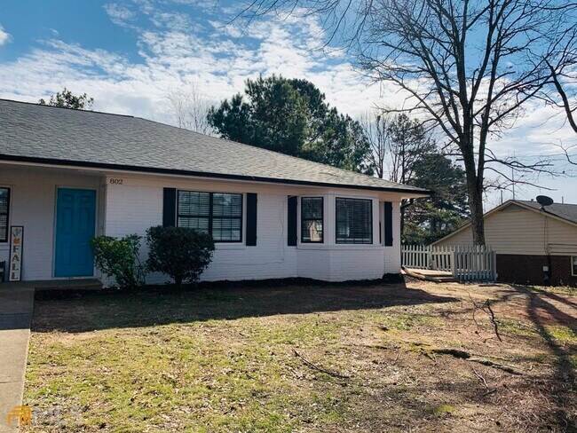 Foto del edificio - 802 Bedford Bay Trail