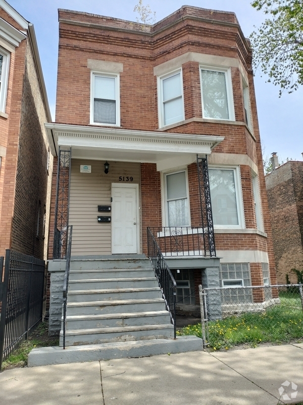 Building Photo - 5139 S Loomis Blvd