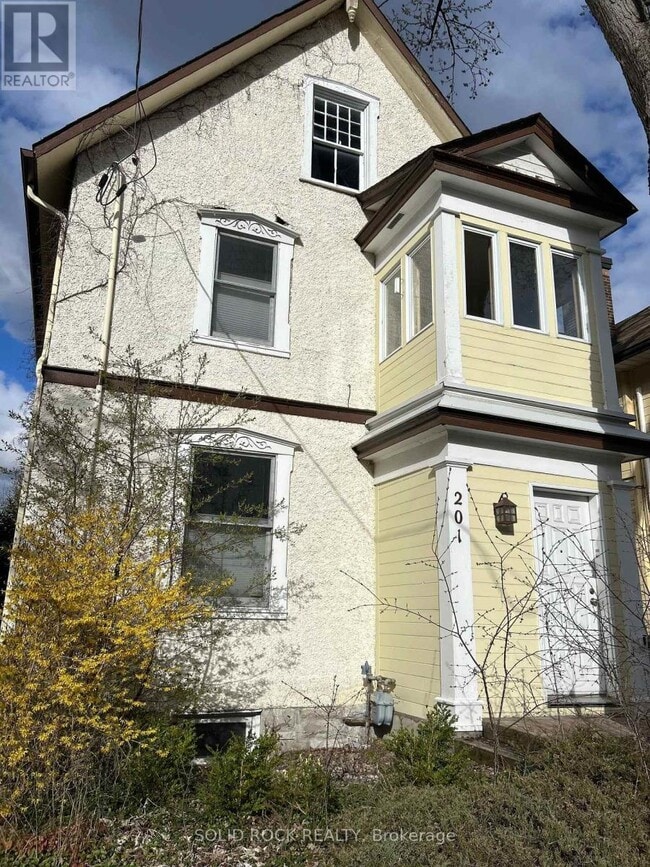 Building Photo - 201 Augusta St