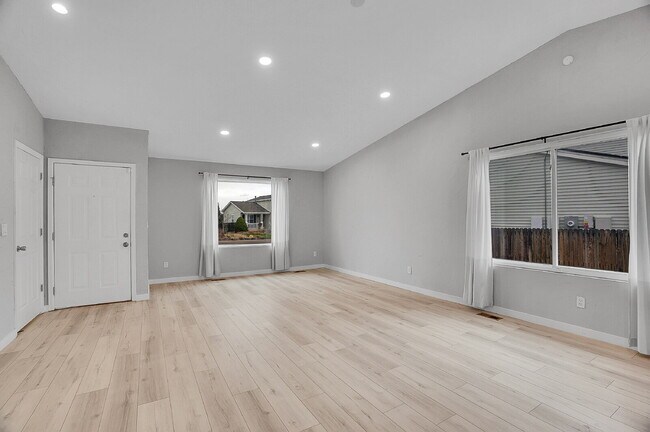Building Photo - $3,490.95 - 3 bed, 2 bath updated Home in Littleton with Two Full Kitchens and Impressive Yard!