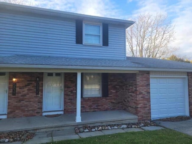 Building Photo - 5835 W Henrietta Rd